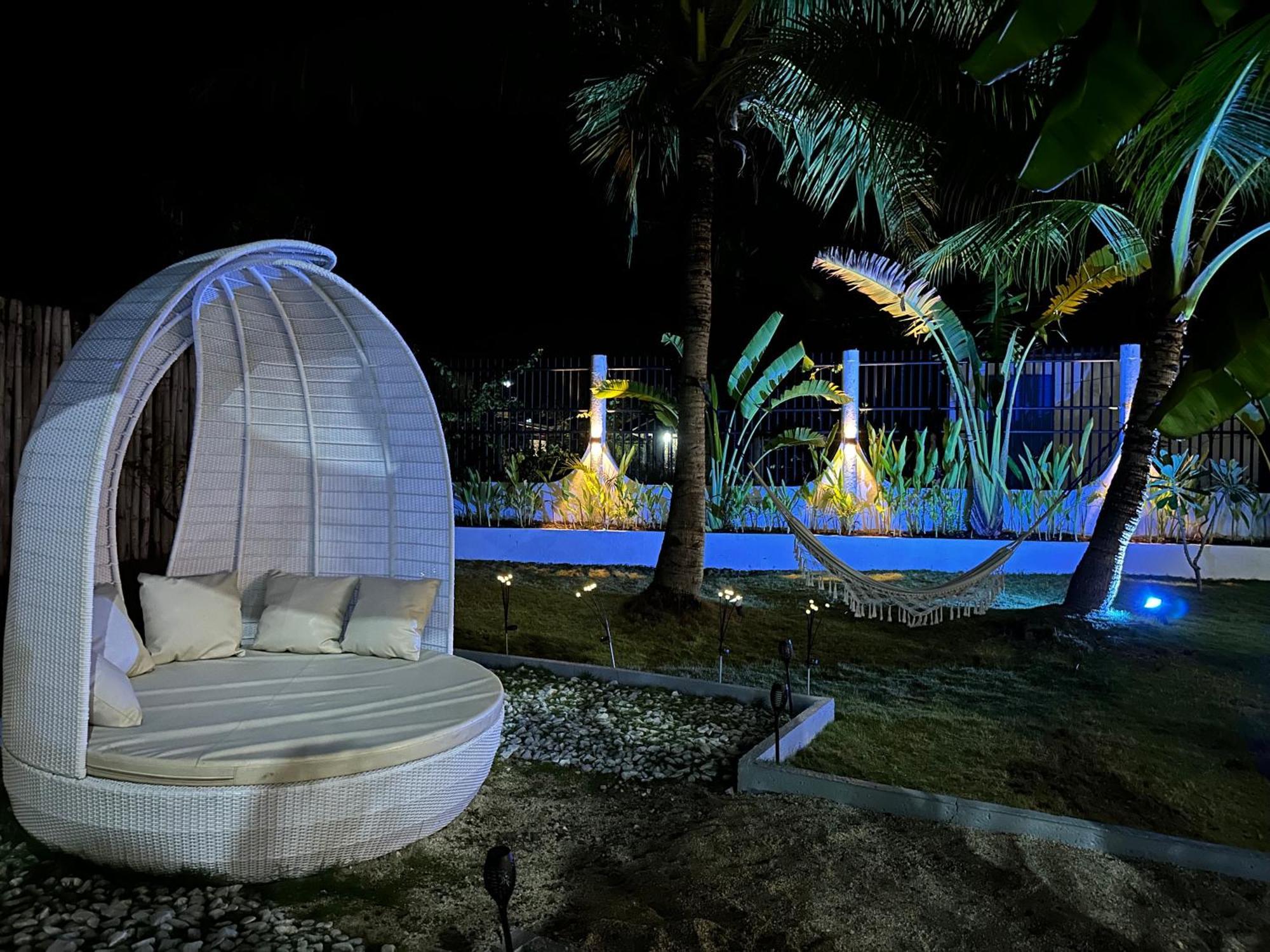 Pawikan Boutique Hotel Моалбоал Экстерьер фото